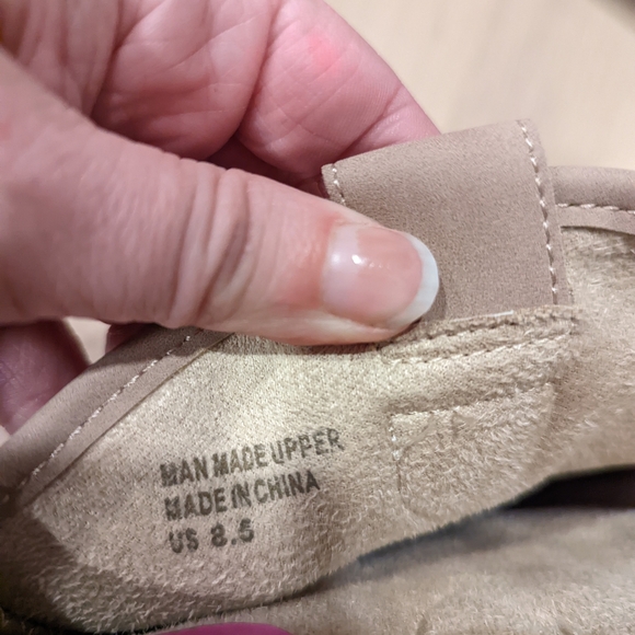 Elegant Beige Ankle Boots with Rhinestone Detail - Picture 9 of 11